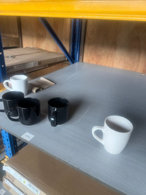 Modern Ceramic Coffee Mug Set – Black &amp; White