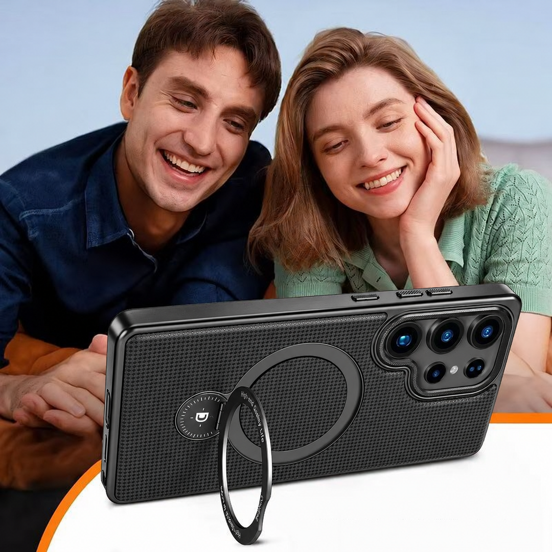 Black case couple