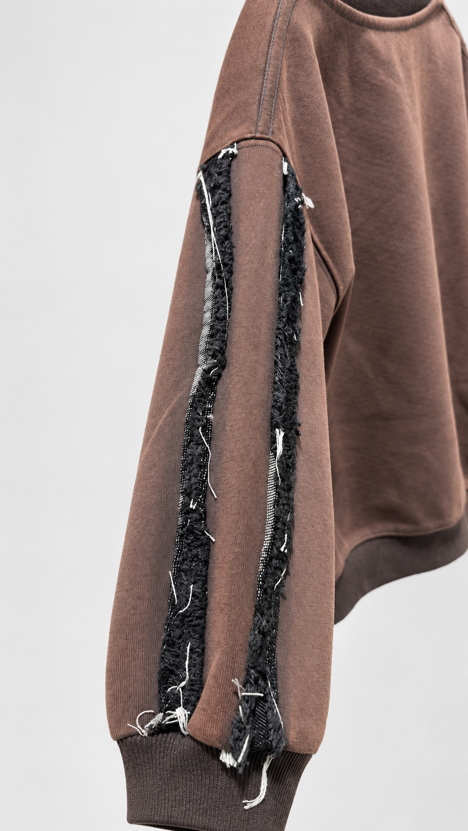 8037 distressed sleeve trim detail