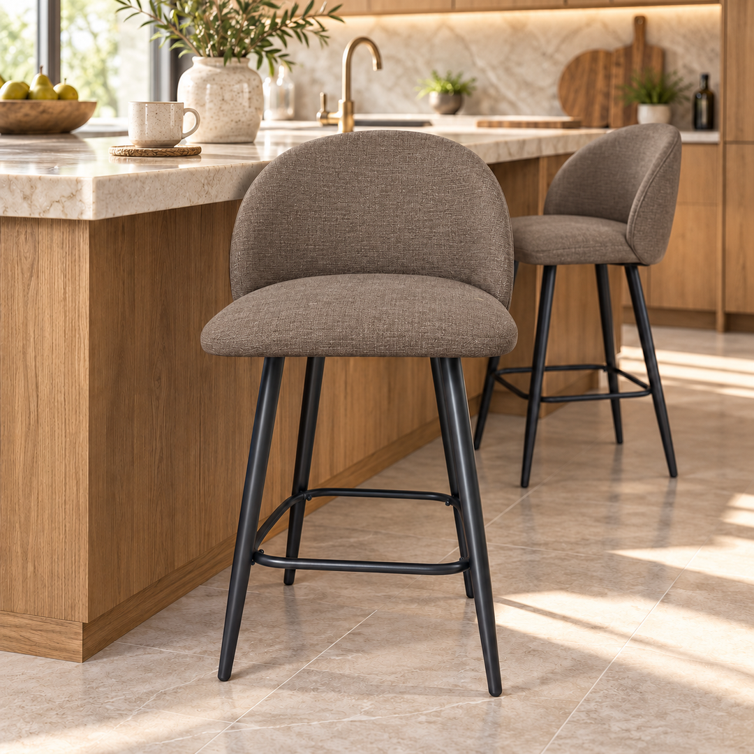 Leo Crescent Bar Stool – Mora 38 - Warm Brown – kitchen lifestyle