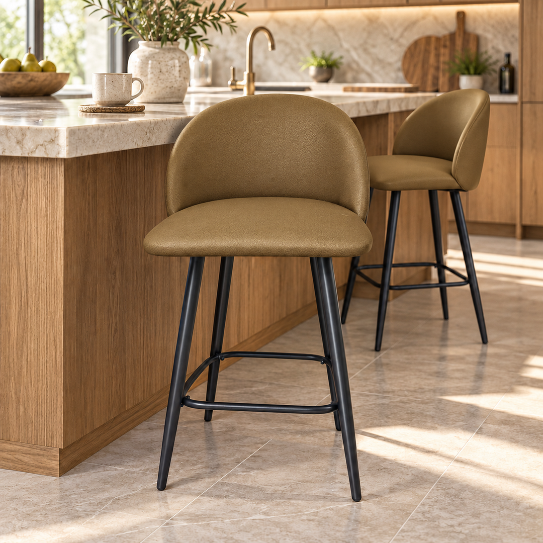Leo Crescent Bar Stool – Lins 68 - Mustard Gold – kitchen lifestyle