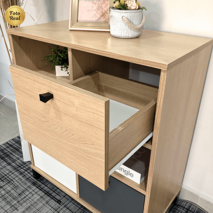 Passo Fundo cabinet drawer detail