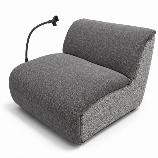 Samuel combination 1: backrest, seat and wrapped front Monelli 10 Charcoal Grey; outer shell Mora 14 Grey. Phone holder retained. Upholstery visualisation.