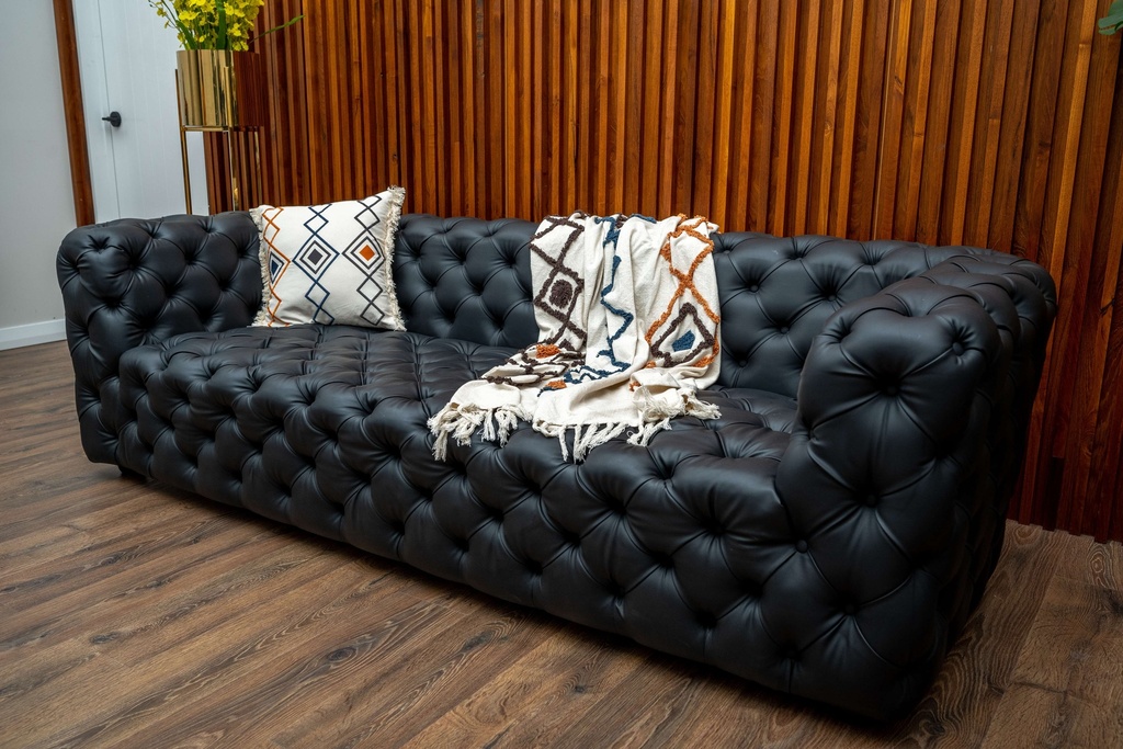 Idiya plymouth leather couch,3 seater,Black.