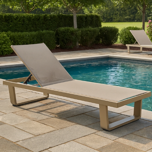NAUGHAN POOLSIDE BENCH