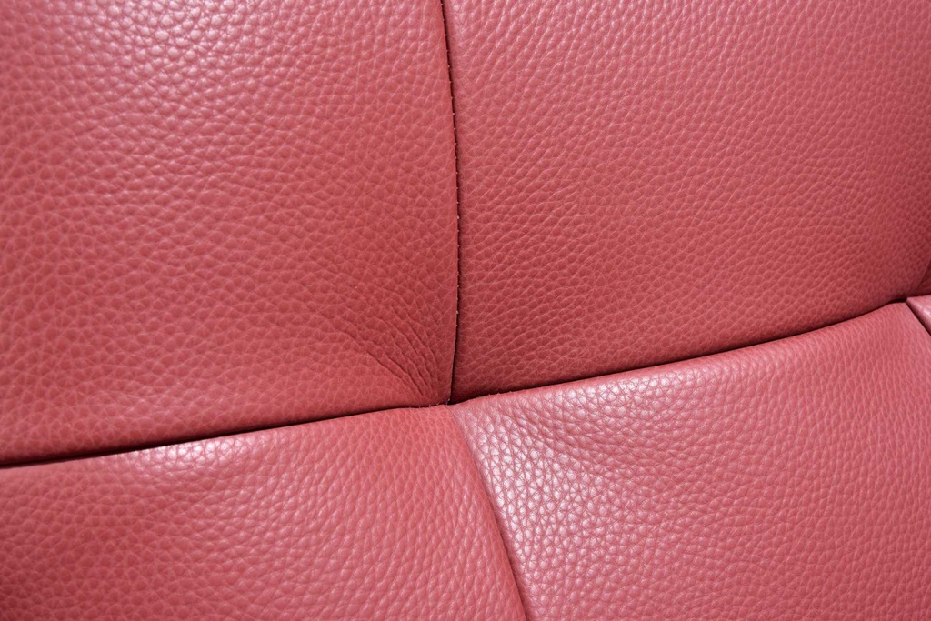 Urashiran Armchair, Pu leather ,Wine