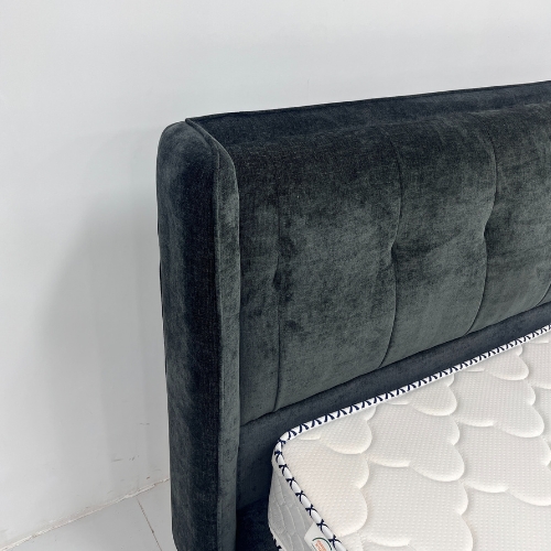 PIERRE Bed, Black 