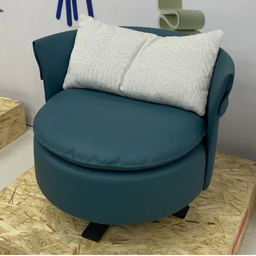  Pararanka Urban Lounge Chair