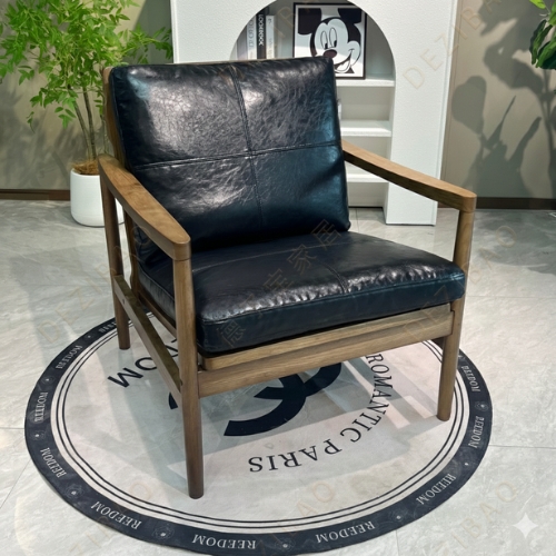 Yangranyam Sofa, black