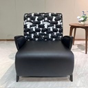 Taptitarachi Sofa, black