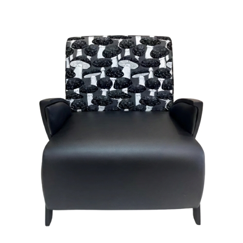 Taptitarachi Lounge Chair, Black